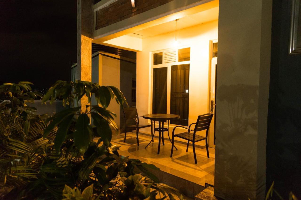 Avisha Town Hotel Kigali Bagian luar foto